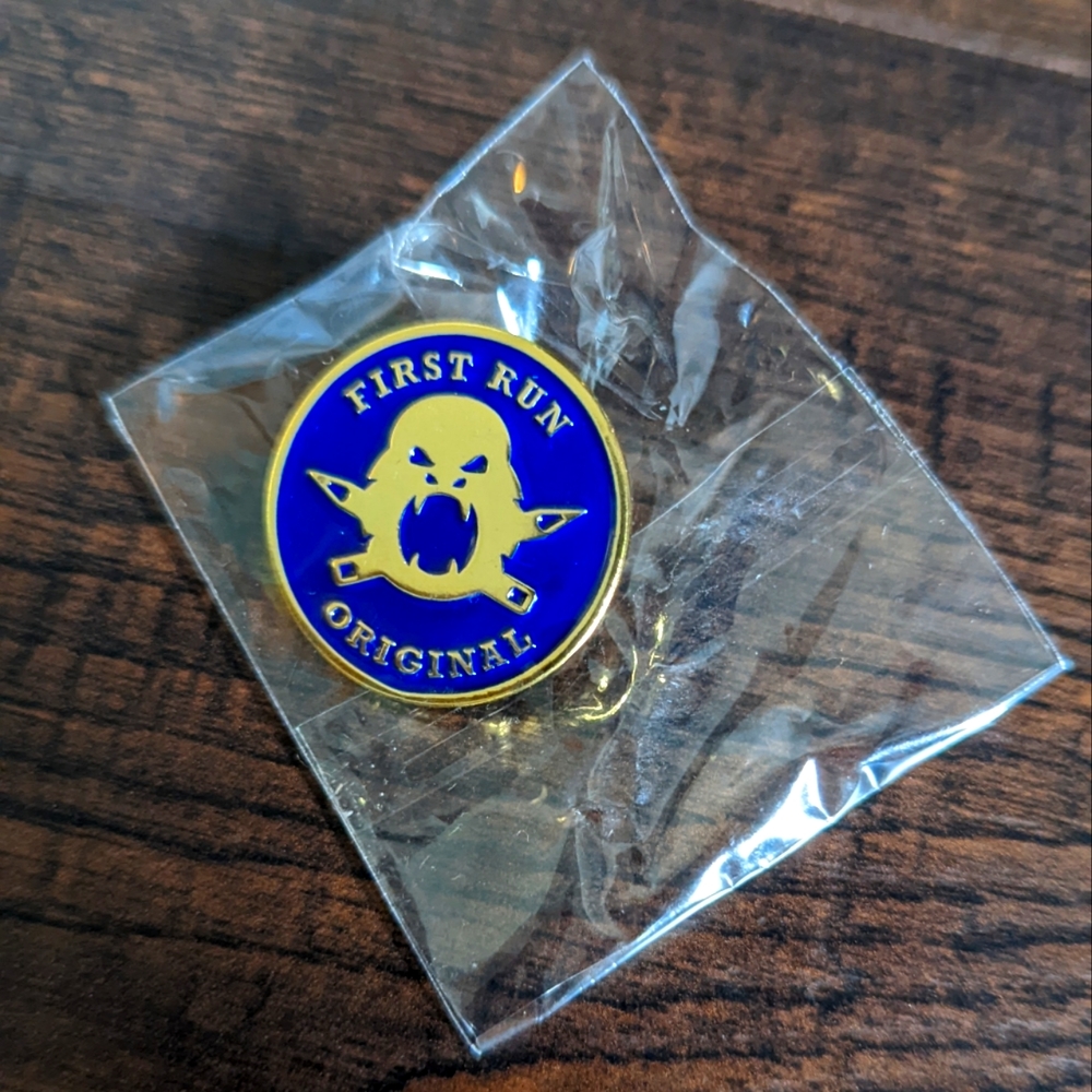 Nwt clink room first run original pin